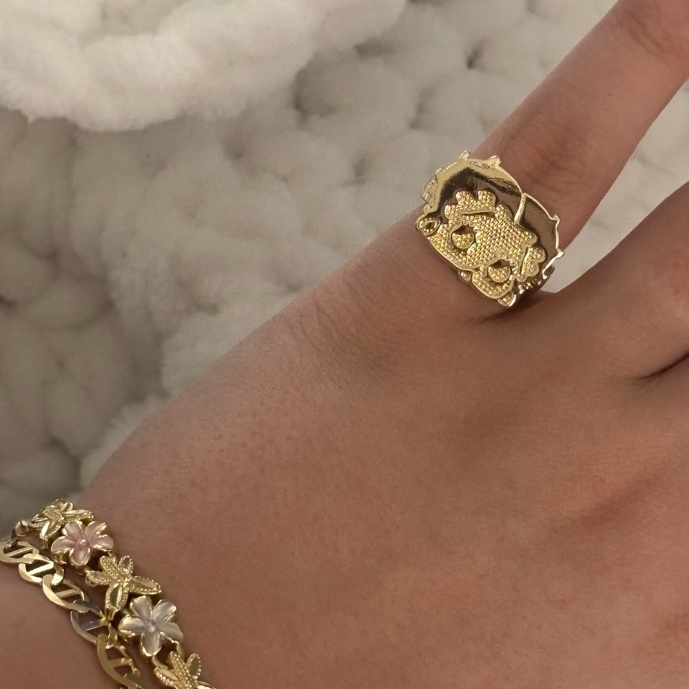 Cartoon Gold Ring